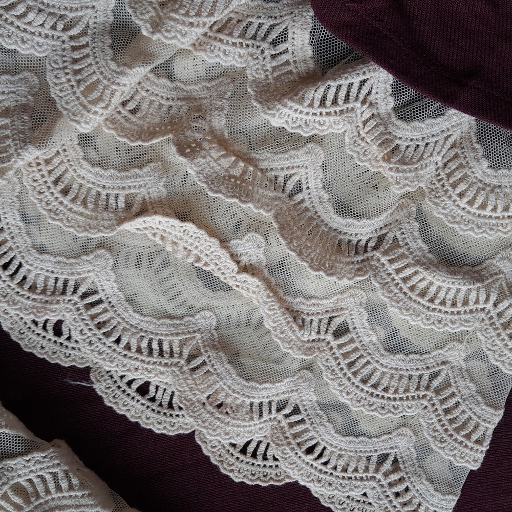 Hayden Los Angeles Lace Bell Sleeve Tunic Dress Plus - Picture 5 of 5